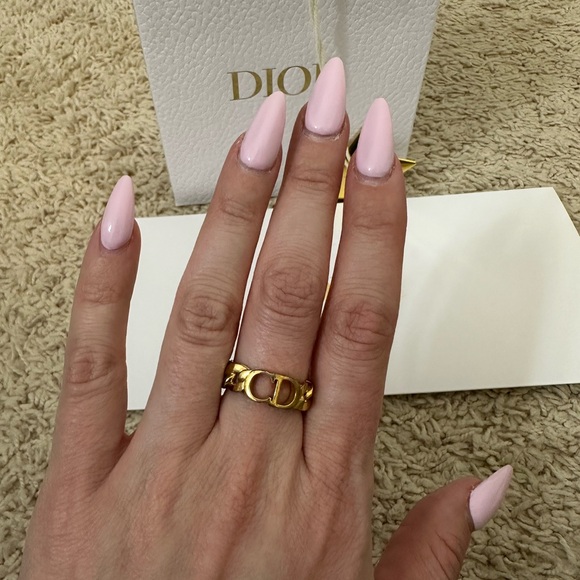 Dior Gold Chain Link Ring - Picture 3 of 6